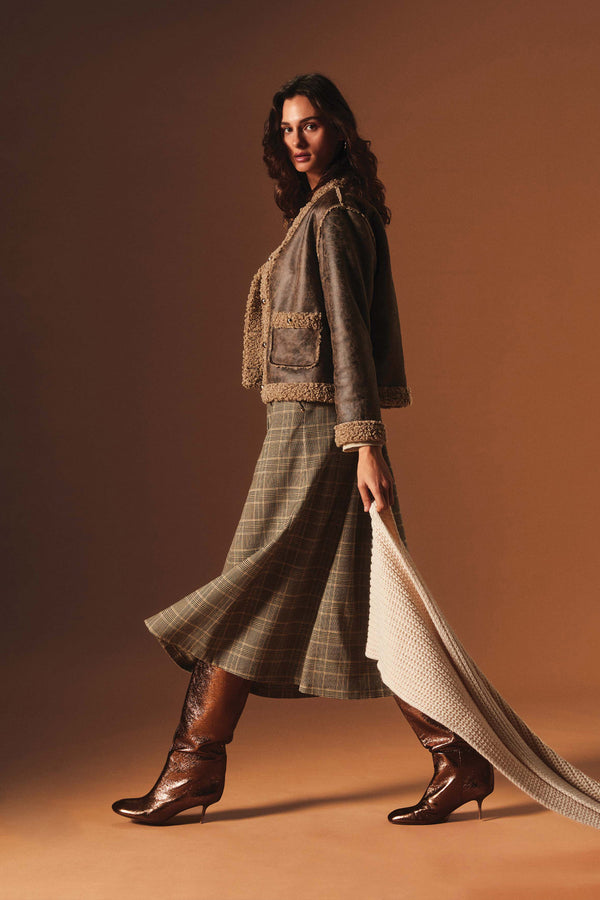 CHANEL JACKET IN MONTONE ECO