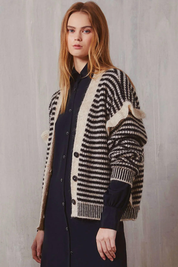 CARDIGAN A RIGHE CON RUCHES